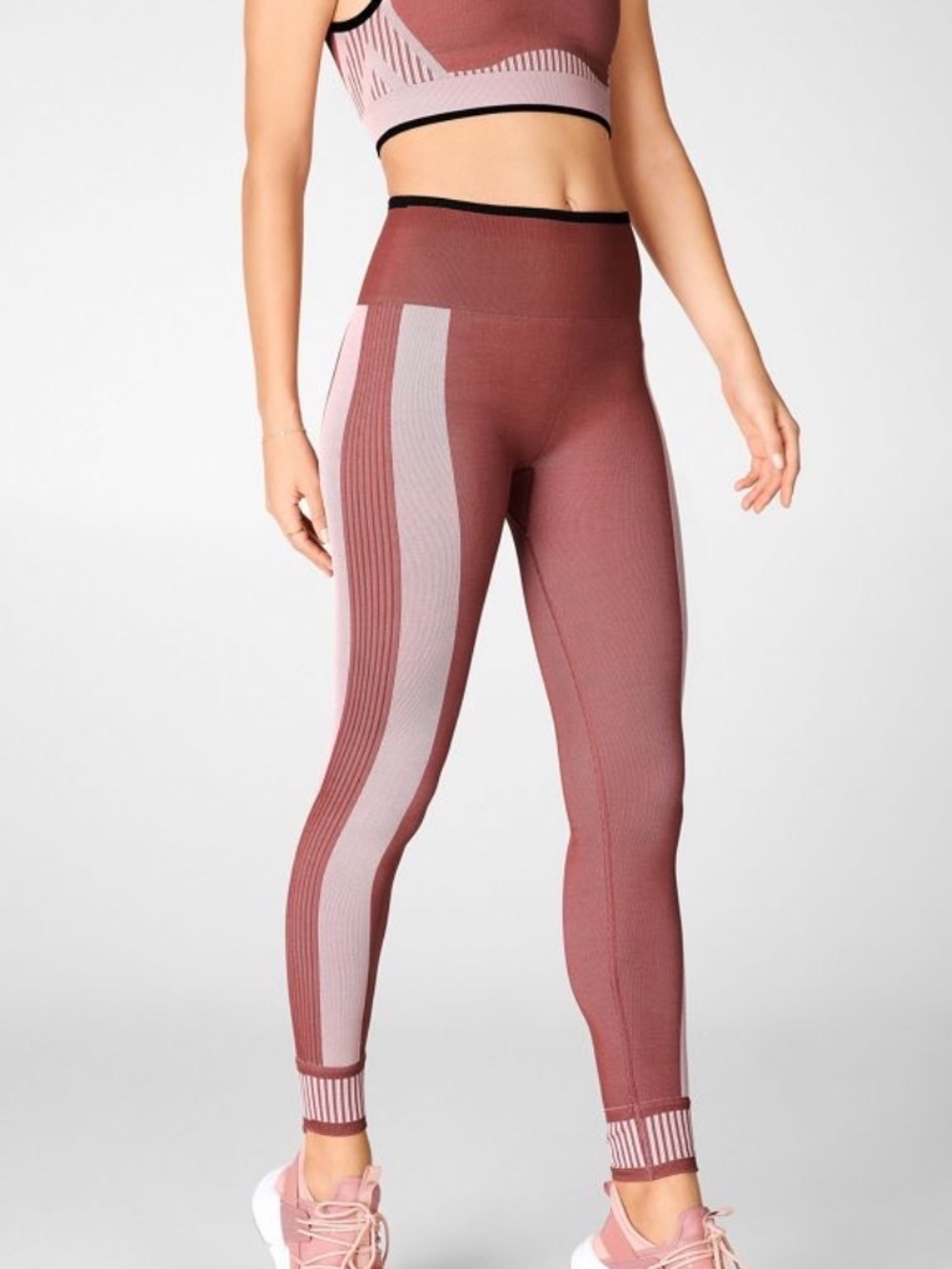 NWT Maddie Ziegler x Fabletics High Rise Workout Activewear Leggings Size XS